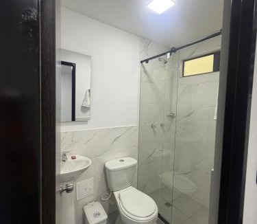 Los Martires Hotel | Hotel EQ San Jose