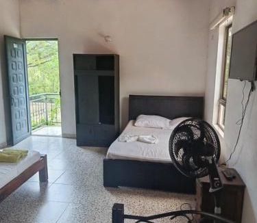 Utica Hotel | Naru Útica