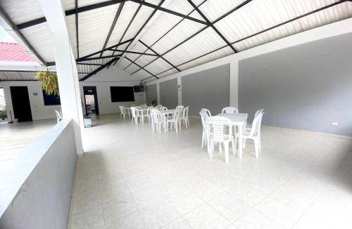 Villeta Hotel | Centro Recreacional Tres Potrillos Villeta