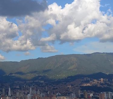 San Javier Apartment | Apartamento en renta en el corazón de la comuna 13 grafitour!