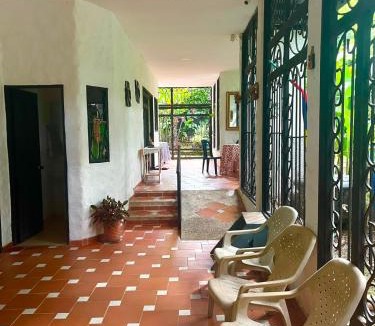 Rivera House | Entre Pajaros y Flores