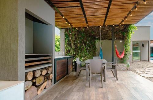 Apiay Villa | Finca los Colores Villavicencio