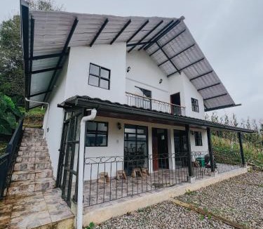 Colon Ski Chalet | Posada Flor de Mayo, Valle de Sibundoy