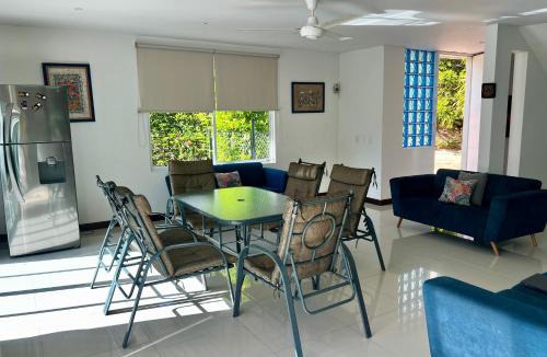 Girardot House | Casa Dolce Vita, Piscina Privada, Jacuzzi Girardot