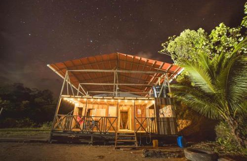 Uramba National Park House | Habitación para pareja frente al mar