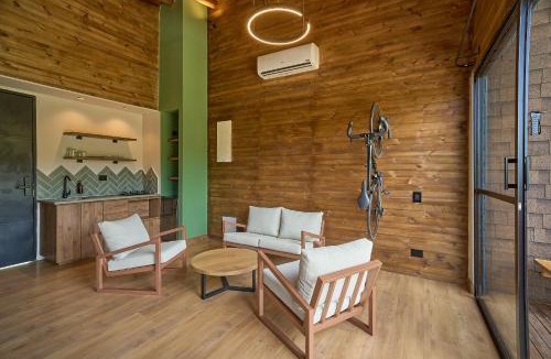 El Penol Hotel | Lagoa by Loop