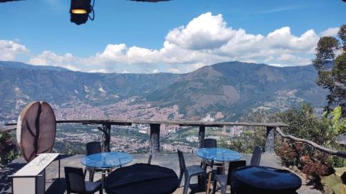Copacabana Apartment | Medellin Bird watching Cabin reserved Forest