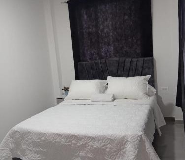 Simijaca Hotel | Hotel y Apartahotel HYL Simijaca Cerca a la plaza de ganado