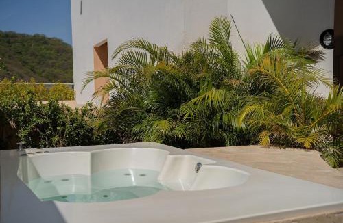 Urb Plenomar Apartment | Vista al mar, acceso directo a playa y piscina