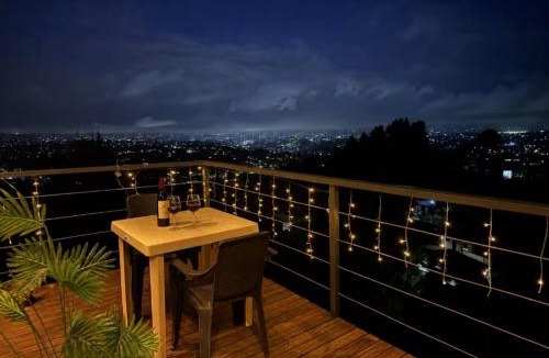 Guarne House | Despierta con una Vista Increíble a las Montañas, cerca del AeropuertoJMC