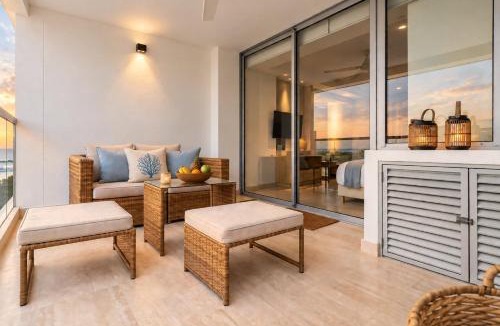 Urbanizacion Eliana Apartment | Suite romántica con terraza lounge y vista panorámica CB834