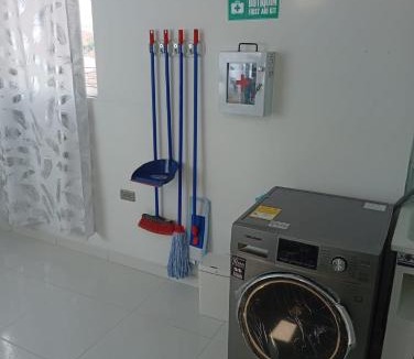 Cartago Apartment | Apartasuite Moderno con Aire Acondicionado, WiFi 900MB y Acceso Autónomo
