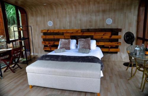 Cali Other | Fahaoa Ecolodge