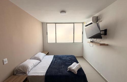Riomar Apartment | Comfortable two bedroom in the Villa Carolina area