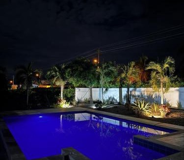 Flandes House | Casa con PISCINA PRIVADA Cielito