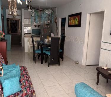 Comuna 3 Apartment | Cheap Apartment with terrace in Rodadero