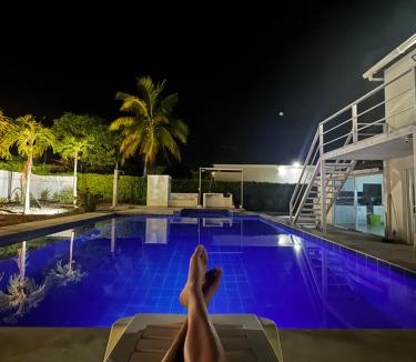Flandes House | Casa con PISCINA PRIVADA Cielito