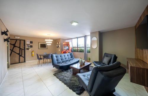 Zona Rosa Apartment | 3 bedroom apartment, with arcade machine - 1 block from lleras park p7