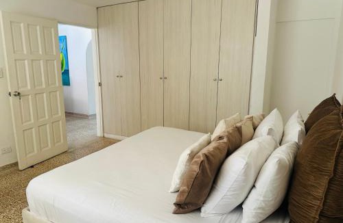 Barranquilla House | Hermosa casa ideal para grupos y familias con patio amplio cerca al Malecón