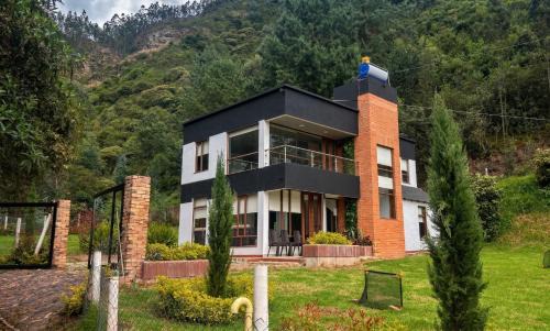 Floresta House | Cabaña Turistica Tunwacogua
