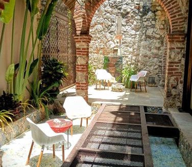 Pie del Cerro Apartment | Duplex 5 min walk to all spots in historic center