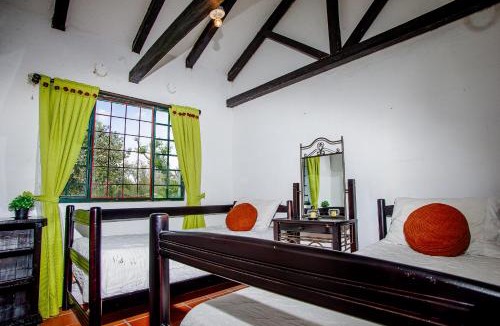 Chiquinquira House | Villa Andrea - Casa Campestre con Chimenea