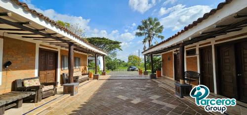 Pereira House | Amplia Hacienda en Morelia, Pereira Por Parceros Group