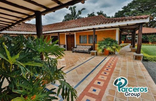 Pereira House | Amplia Hacienda en Morelia, Pereira Por Parceros Group
