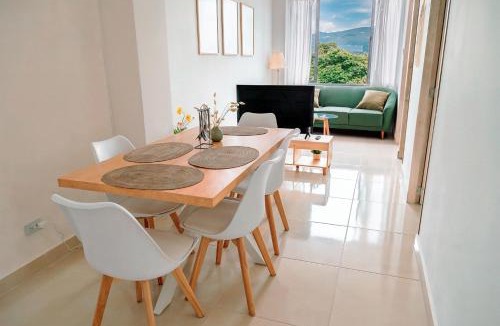 Dosquebradas Apartment | Descansa con vista al parque en Guadalupe, Dosquebradas