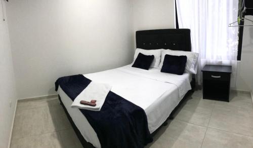 El Castillo Hotel | Hotel las Palmas Lejanías - Meta