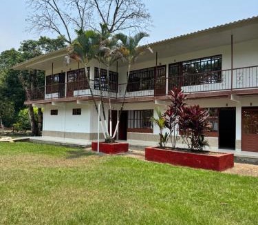 Apiay Hotel | SERRANTE Hotel Campestre