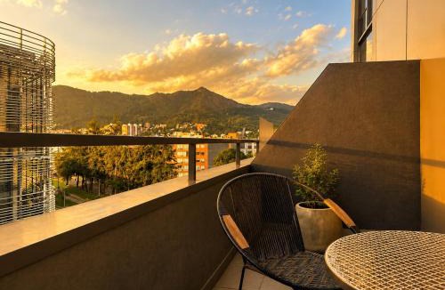 Calle 100 Apartment | Unique mine Hotel Apartment, Pool, Gym, Parking, Co-working