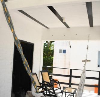Covenas House | Spacious Coveas Cabin 4 Bedrooms, close to beach, Pet-Friendly