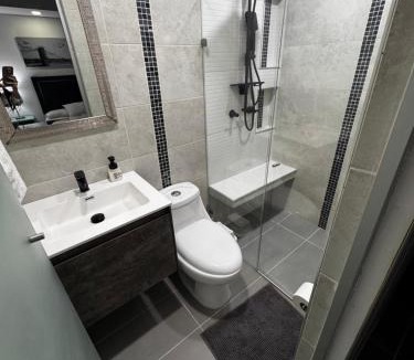El Tesoro Apartment | 2305 Suite con vista privilegiada en el poblado