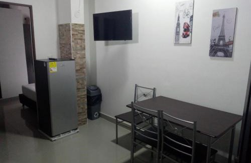 Suramericana Apartment | CONFORT LAURELES ESTADiO