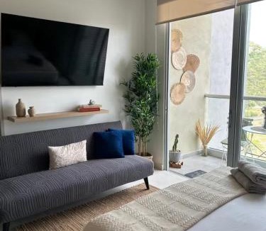 Comuna 3 Apartment | Moderno Apto de Lujo con balcon y vista al mar