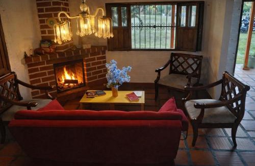 Medellin Hostel | La Villa en Santa Elena Medellin Montaña y Bosque