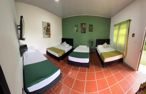 Quimbaya House | Finca Hotel Cabaña Fercho