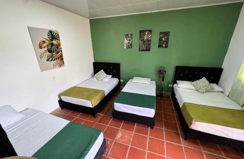 Quimbaya House | Finca Hotel Cabaña Fercho
