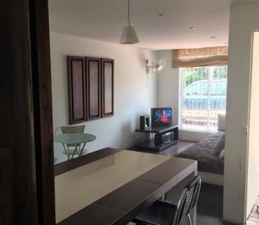 Girardot House | Conjunto Buganviles -