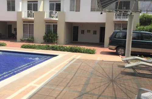 Girardot House | Conjunto Buganviles -
