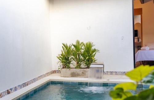 Zona Colonial Villa | Casa Agua
