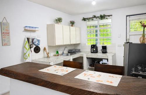 Villamaria House | ECOHostal las Hamacas