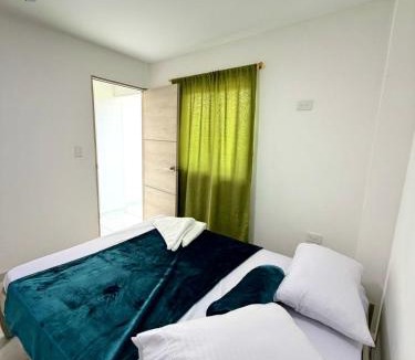 Pueblito House | HOSTAL LA MARINA sm