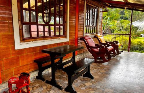 Anolaima House | Altos de Shalem - Casa Ruah