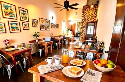 Manga Bed & Breakfast | ECONÓMICA CARTAGENA Triple - Cerca MUELLE CRUCEROS Barrio Manga