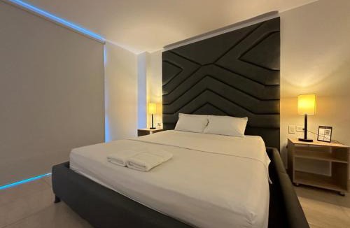 Villa Nueva Hotel | Mejor Hotel, Centro Medellín, Opera, adults only entertainment