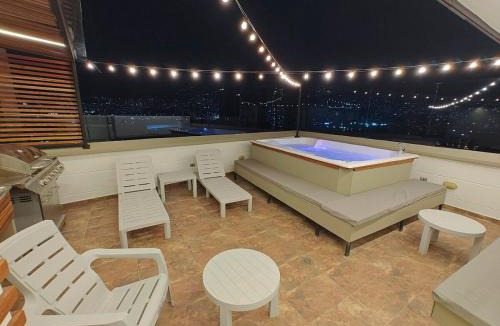 Itagui Apartment | Amazing Penthouse 802, Jacuzzi, 15 min to Provenza