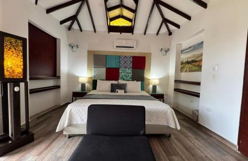 Campoalegre Hotel | CASA BOHEMIA - Resort de Cerveza y vino