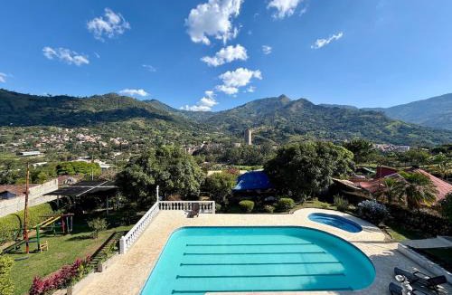 Copacabana Villa | Finca en Copacabana